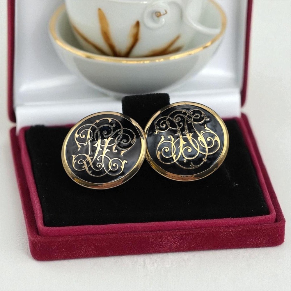 VTG SPERRY Black Enamel Monogram Clip-On Earrings Gold Tone 1950s - Picture 2 of 4